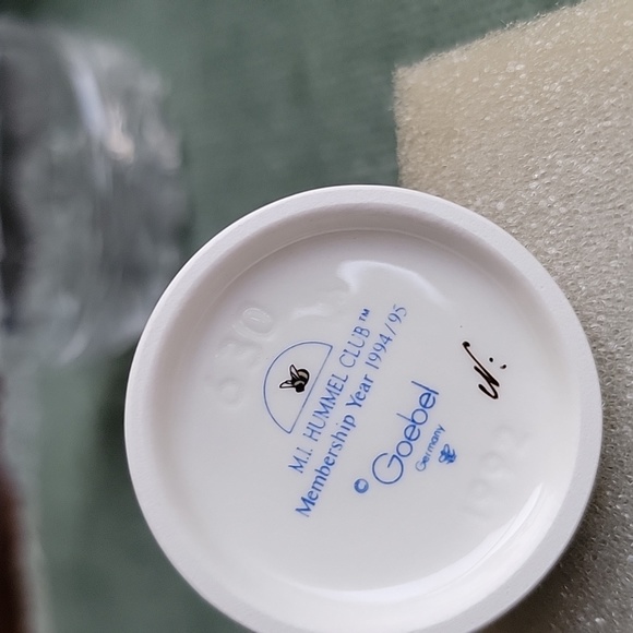 Hummels - Picture 14 of 16